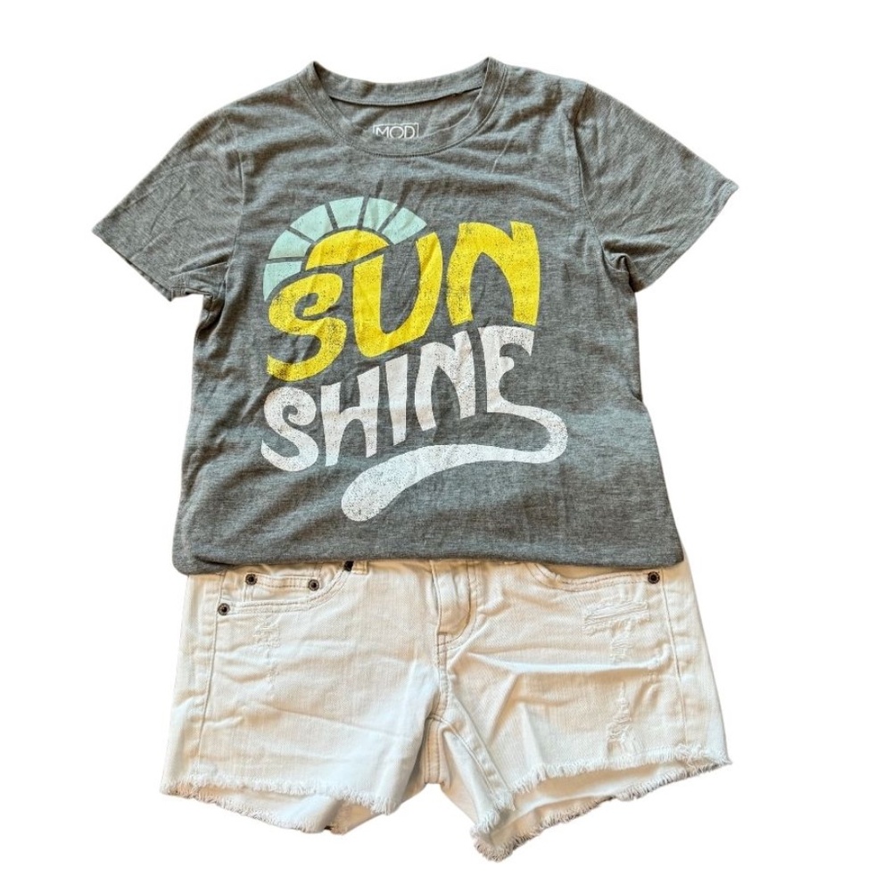 Short Sleeve Tee & Shorts Outfit